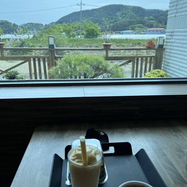 one of gallery coffee shop in Masan 