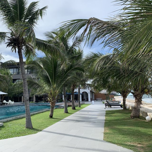 Siam Beach Resort หัวหิน เดิน 10 ก้าวลงชายหาด