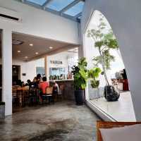 The Yard And Co Cafe @ pengarang, Photo Ed