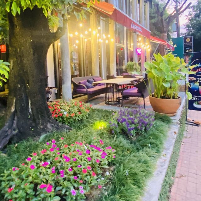 บรรยากาศตอนเย็นใจกลางเชียงใหม่