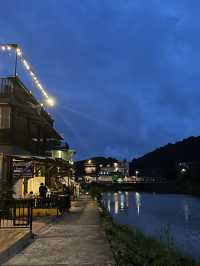 นั่งมอเตอร์ไซค์ไปเที่ยวหมู่บ้านอีต่อง จ.กาญจนบุรี