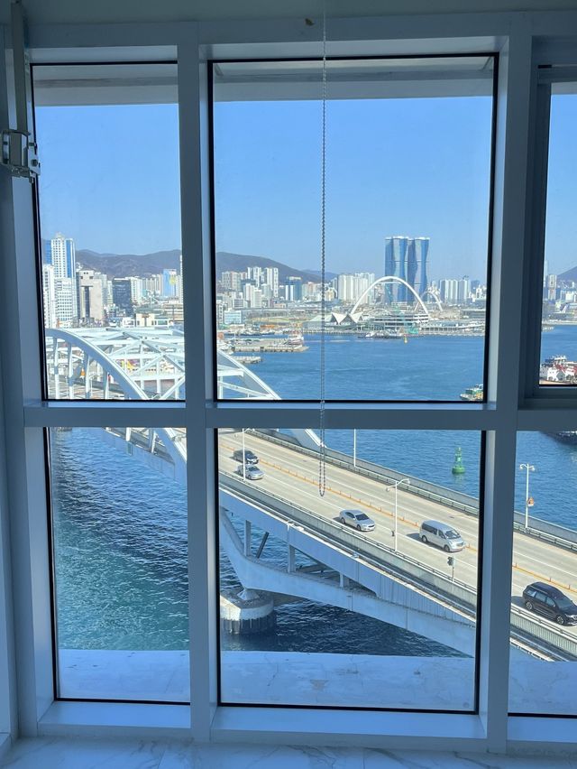[부산] 호캉스에 딱!!✨ 환상적인 뷰를 가진 부산 "라발스 호텔"