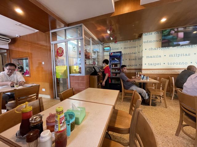 New Golden Leaf Restaurant