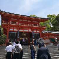 Yasaka-Jinja Shrine / Kyoto 