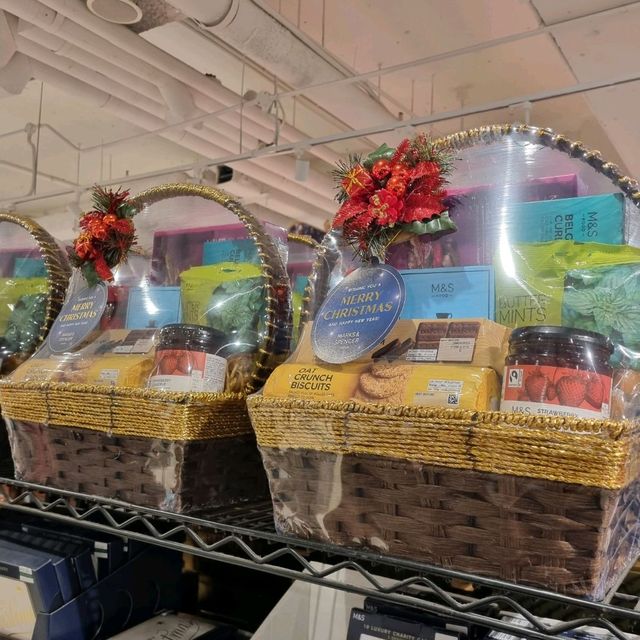 The Marks And Spencer Christmas Sales