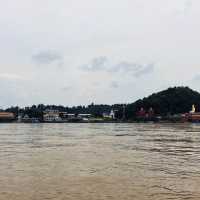 สามเหลี่ยมทองคำ ล่องเรือแม่น้ำโขง วิว 3 ประเทศ