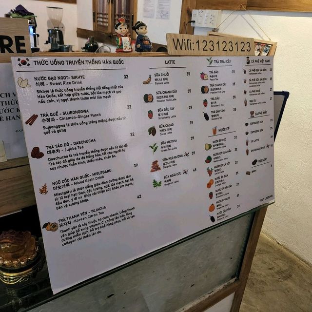 쌀쌀한 겨울, 따뜻한 분위기의 한옥카페 ☕️ In 베트남 후에
