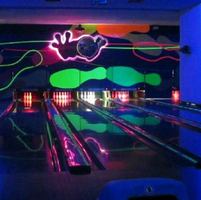 Glow in Dark Bowling Experience,Genting 