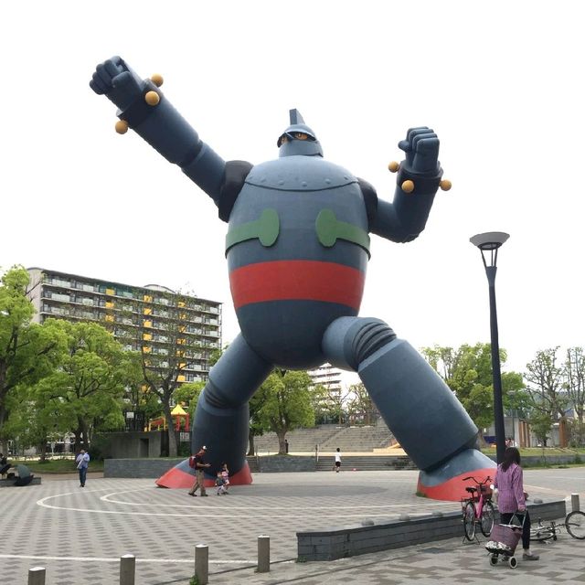 Tetsujin Building Tetsujin 28-go หุ่นยนต์ยักษ์แห่งโกเบ | Trip.com โกเบ