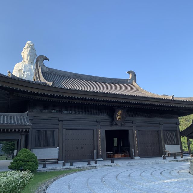 石屎森林外的靜土 - 慈山寺
