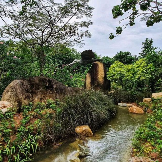 kingfisher Wetlands at Garden By The Bay