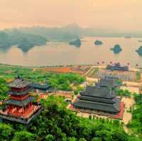 Tam Trúc pagoda