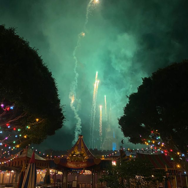 迪士尼煙花之旅