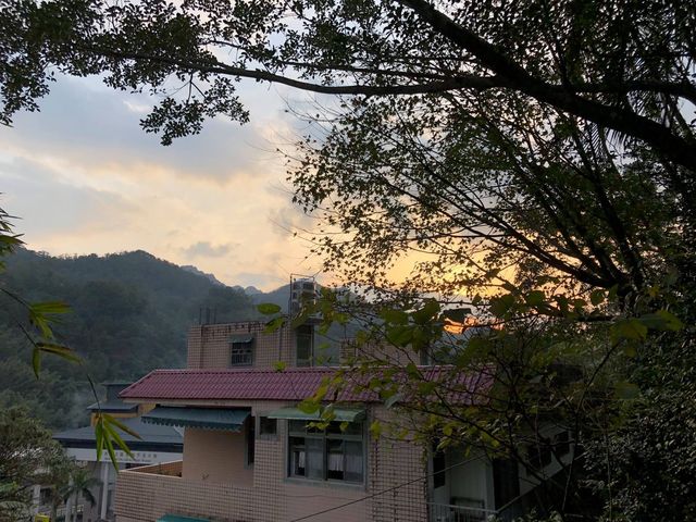 歷史悠久的平溪防空洞 