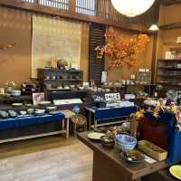 地域のお土産がさまざまあるお店