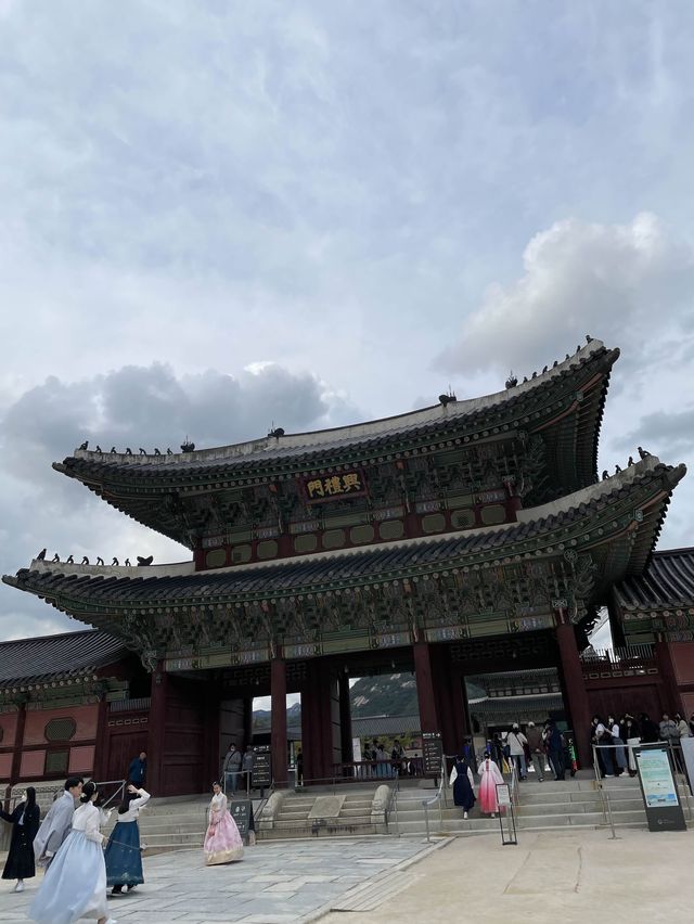 說變天就變天 — 景福宮⛩