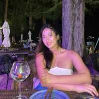 Pine beach bar : คาเฟ่ใน intercontinental phuket 