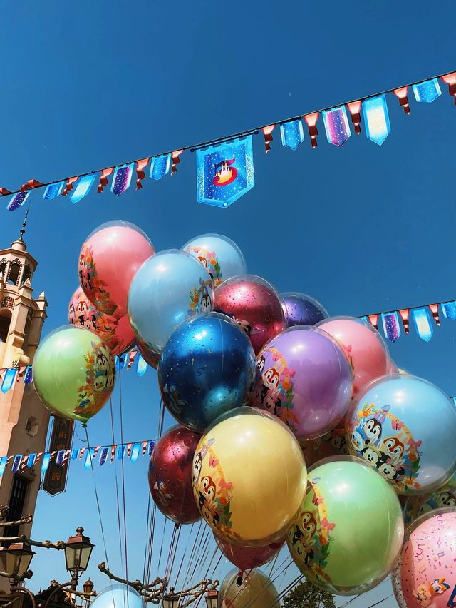 Springtime Details in Disneyland🌷🌸🌿