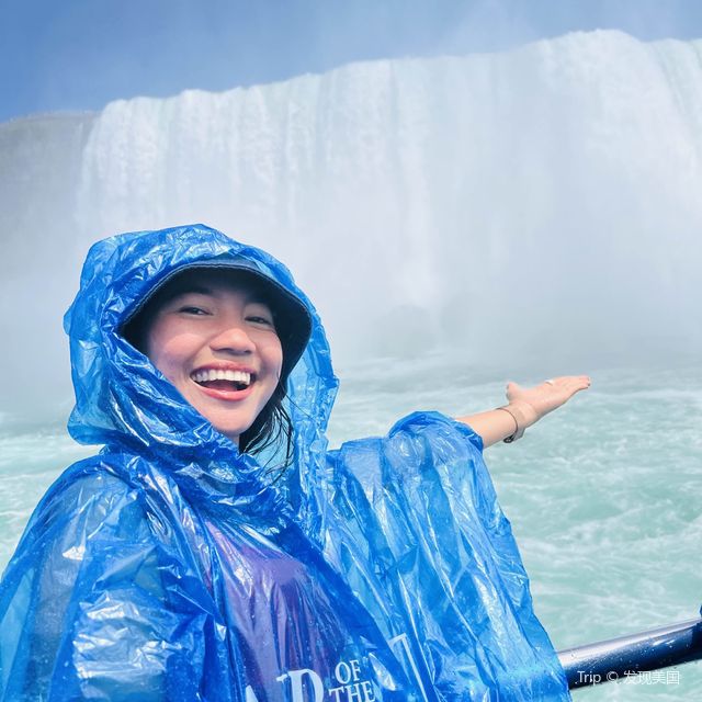 Maid of the Mist: Niagara Falls 2022