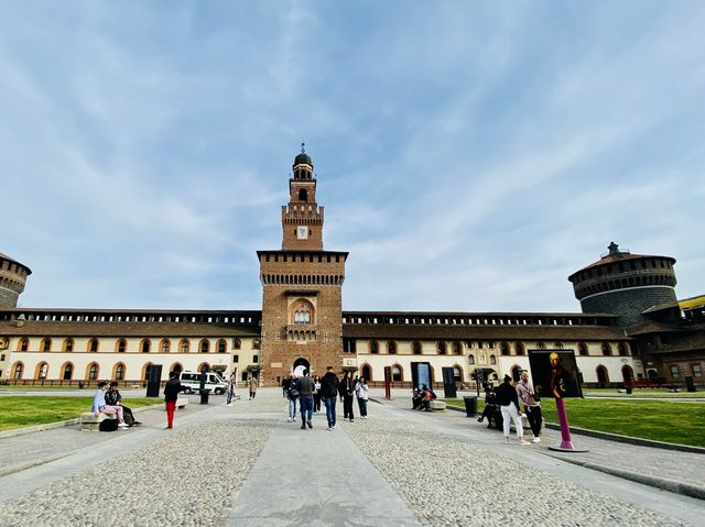 MILAN’s CASTLE 