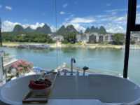 Xiteng River View Holiday Hotel
