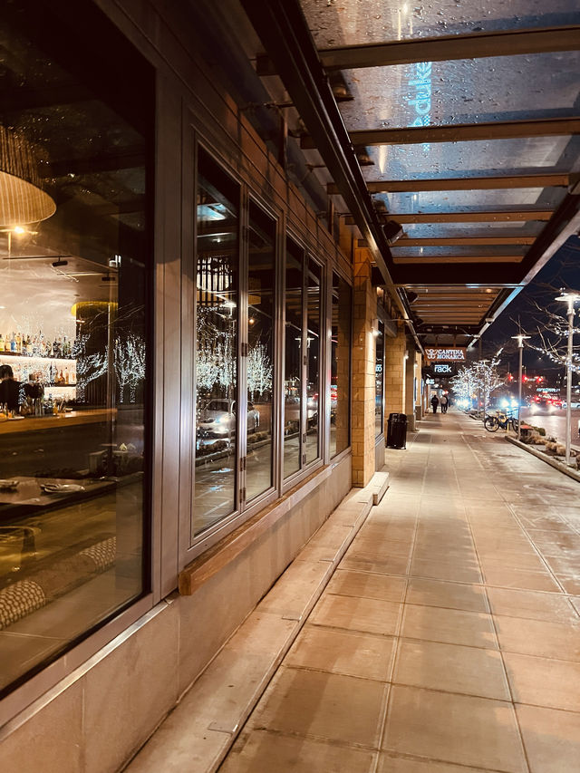 Seattle Bellevue is just at the dimly lit place.