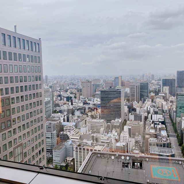 【フォーシーズンズホテル東京大手町】