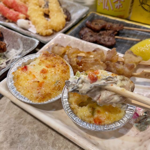 食物款式豐富又抵食嘅午市放題