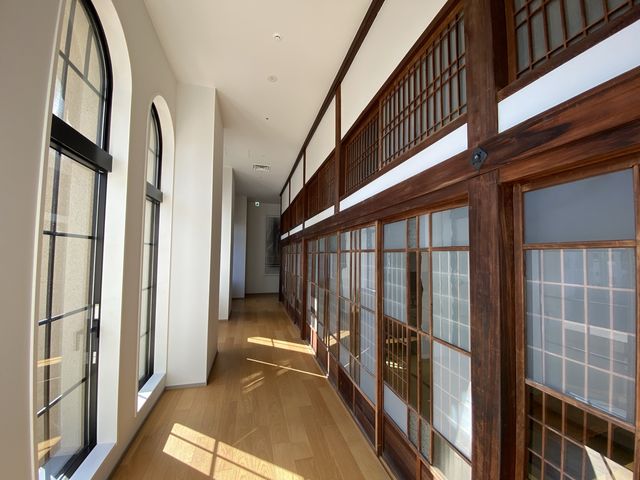 京都最古のコンクリート造りの小学校校舎に宿泊できます。