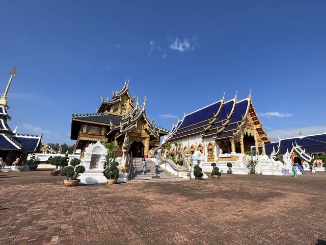 วัดที่สวยงาม วัดเด่นหลีสีเมืองแกน