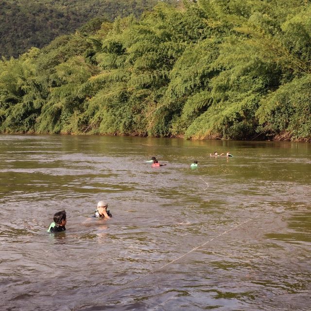 ที่พักแพริมน้ำ บรรยากาศดีสุดๆ 