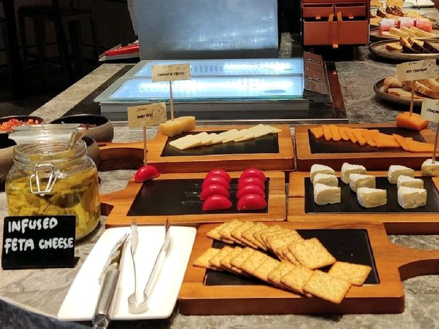buffet breakfast lover let's go Kafe Bromo