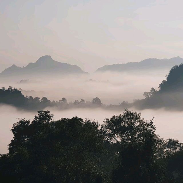 อาหารหลักสิบ​ วิวระดับล้าน