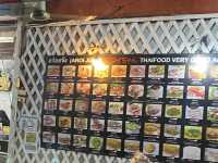Aroi Jung ร้านอาหารอร่อยจัง ตามสั่ง
