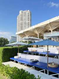 คาเฟ่&ร้านอาหาร พัทยา papa beach pattaya 