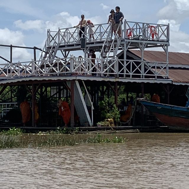 Remarkable Kompong Phluk Floating Village 