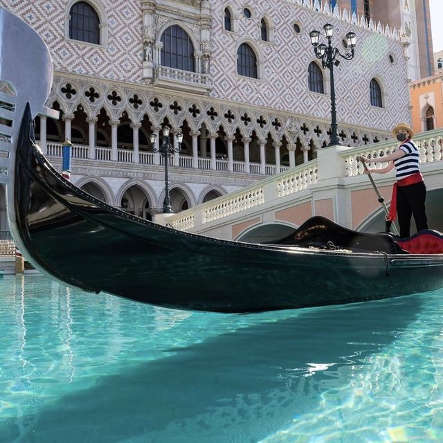 row row row your boat