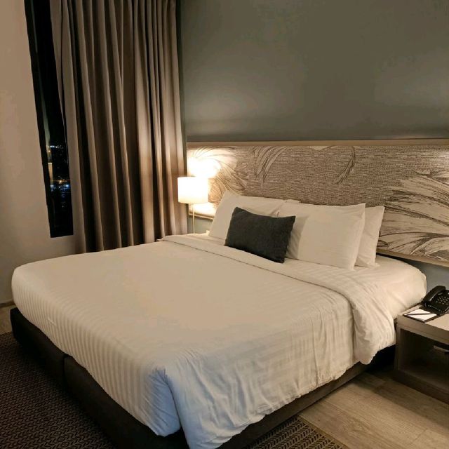 Affordable Stay with Rooftop Infinity Pool!