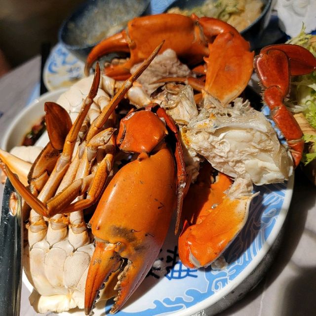 一站式品嚐台式小食+刺身+雞煲+藥膳火煱，任飲任食挑戰大胃王😂