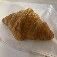 Au Croissant, awesome croissant