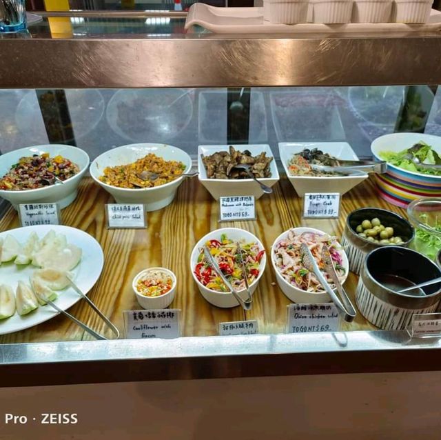 【台北吃到飽】帝拉摩義式餐廳，平價的地中海舒食沙拉吧吃到飽❤️