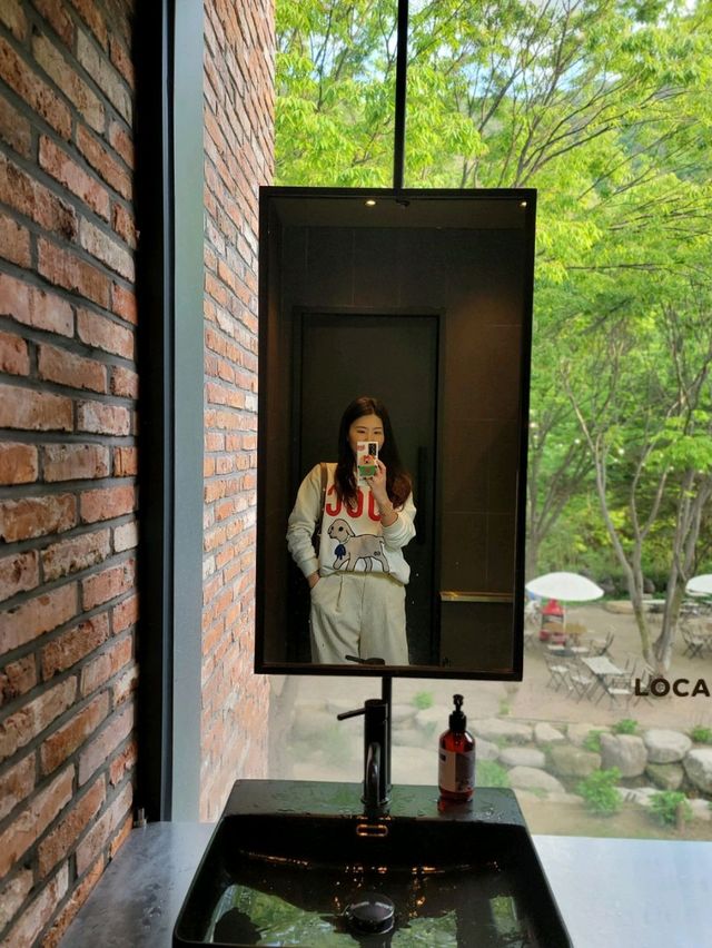사계절 모두 아름다운 폭포뷰 청도카페 로카커피🏡