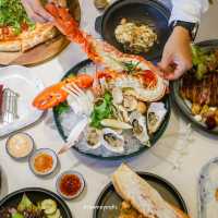 Sunday Brunch at Pine Beach Bar
