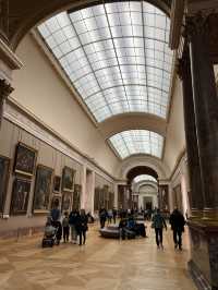 The famous pyramid of Louvre 🇫🇷