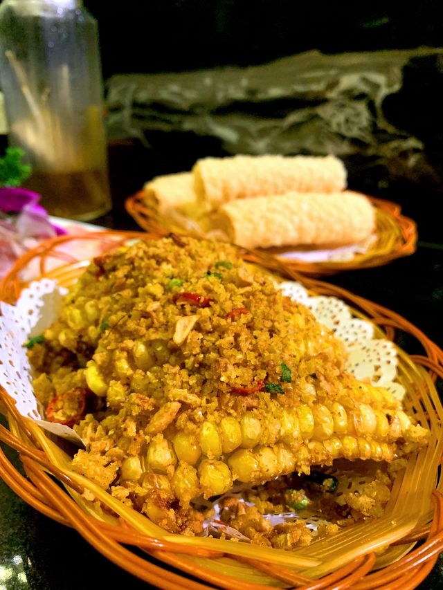 矜貴湯底火鍋。金翅花膠乳鴿湯 超鍾意打邊爐嘅我,每次選餐廳打邊爐,首選一定睇湯底 矜貴湯底火鍋。金翅花膠乳鴿湯 超鍾意打邊爐嘅我,每次選餐廳打邊爐,首選一定睇湯底