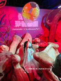 《侏羅紀X恐龍樂園》冒險之旅！