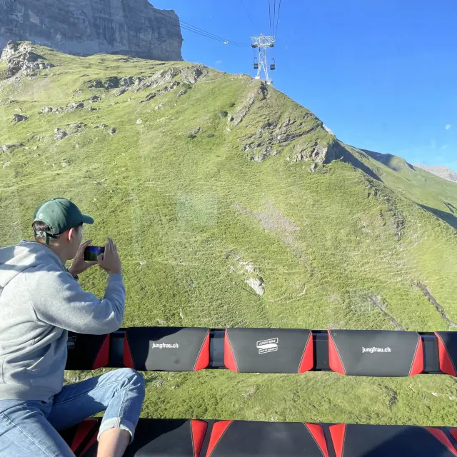 융프라우에 더 빨리 도달하는 방법🏔🚠