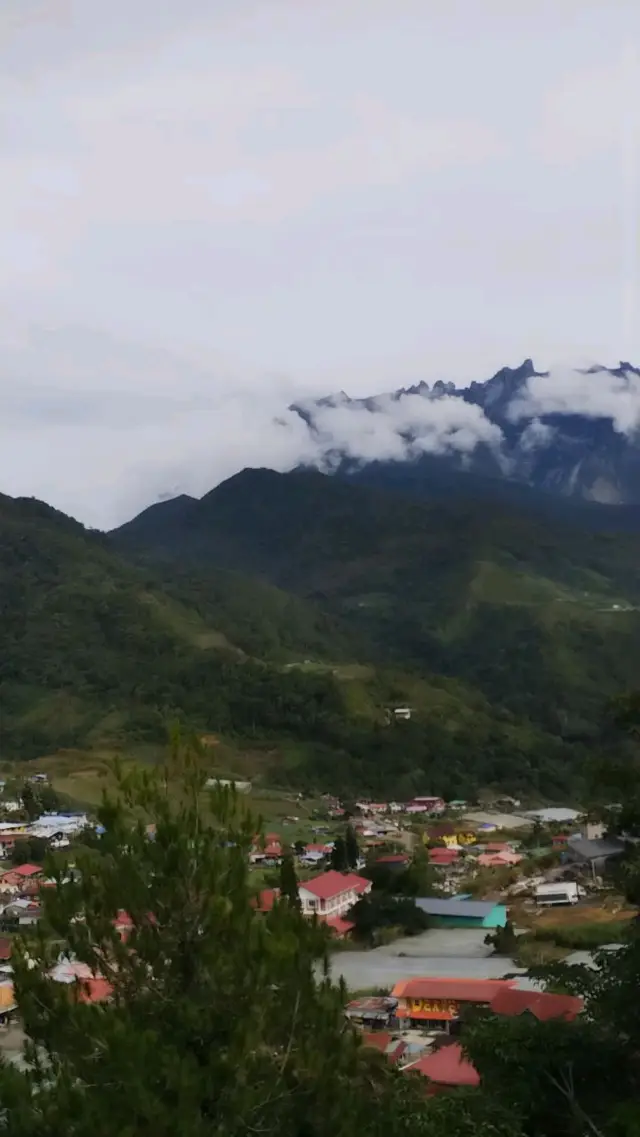 War Memorial Kundasang