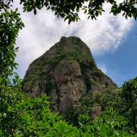 Mount Jizhen(鸡枕山)