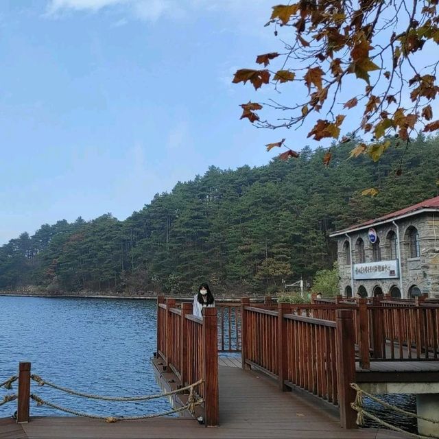 K Drama view at Ruqin Lake 